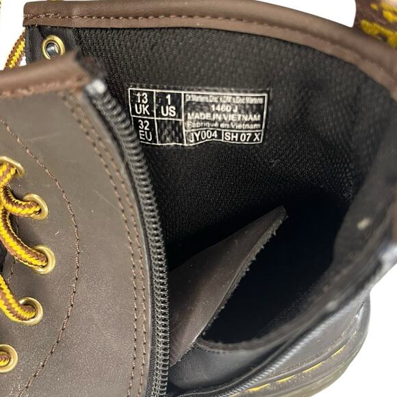 ***SOLD*** Dr. Martens 1460 Leather Lace-Up Cushioned Ankle Combat Boot Size 1 - Picture 6 of 6